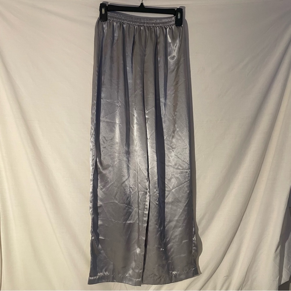Pajama pants silver (polyester)feels like  Satin size small elastic waist